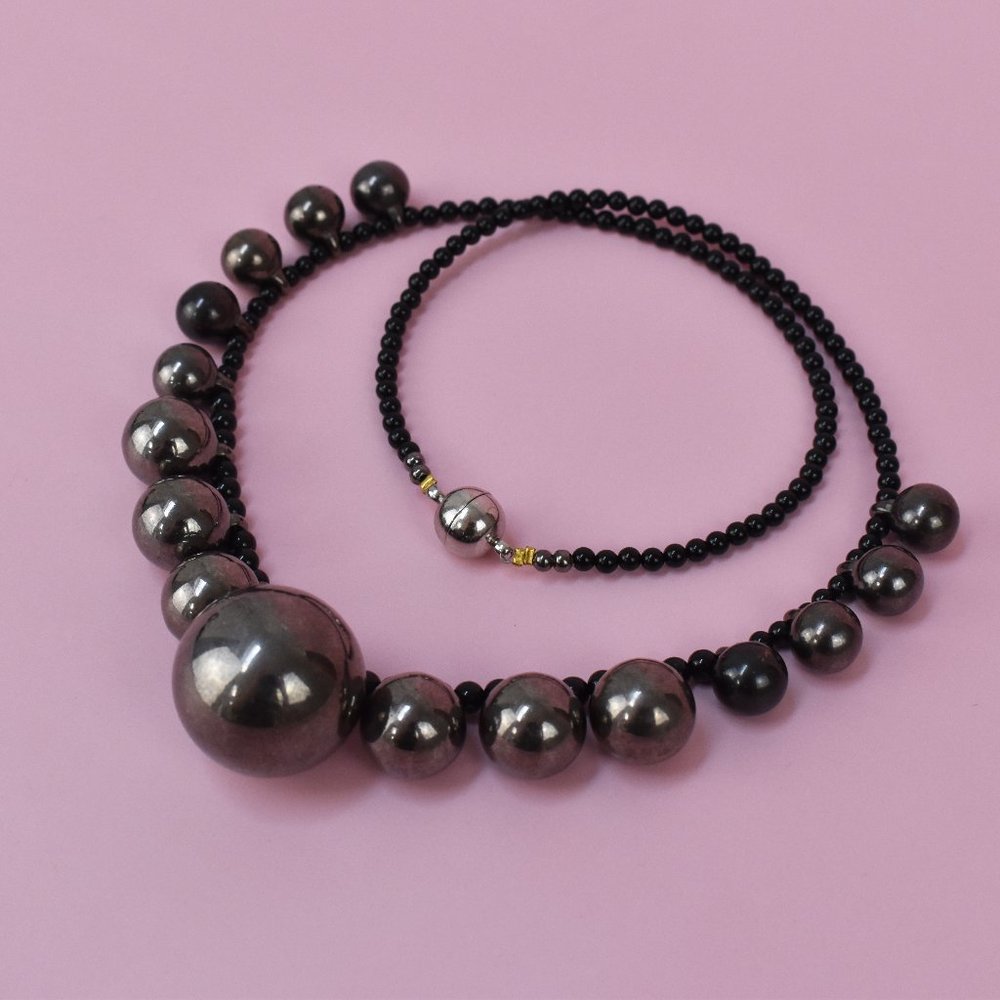 Long boho bib necklace, statement metal bead bohemian jewelry - Picture 4 of 4